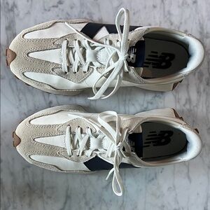 New Balance 327 - White and Beige Sneakers